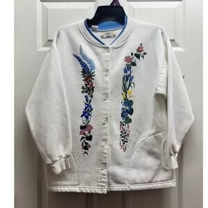 Vintage Orvis Women's Size Medium White Floral Button Up Granny Sweater